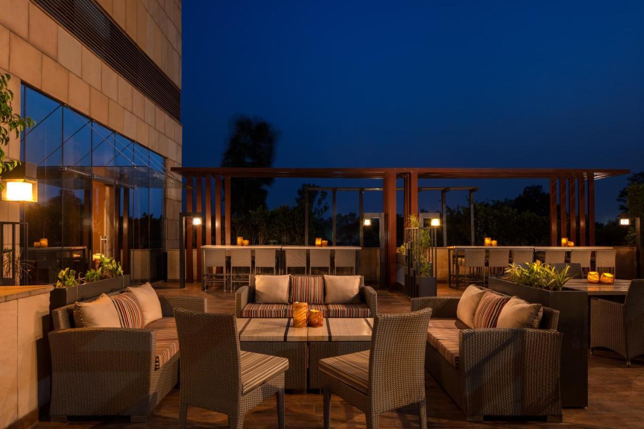 Hyatt Regency Chandīgarh エクステリア 写真 The Bar