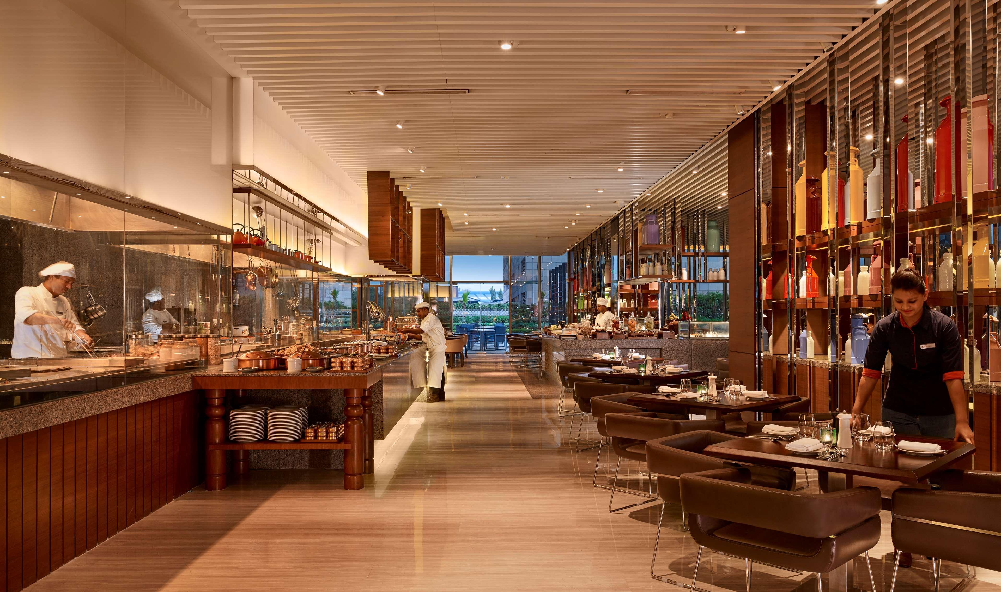 Hyatt Regency Chandīgarh エクステリア 写真 The Kitchen