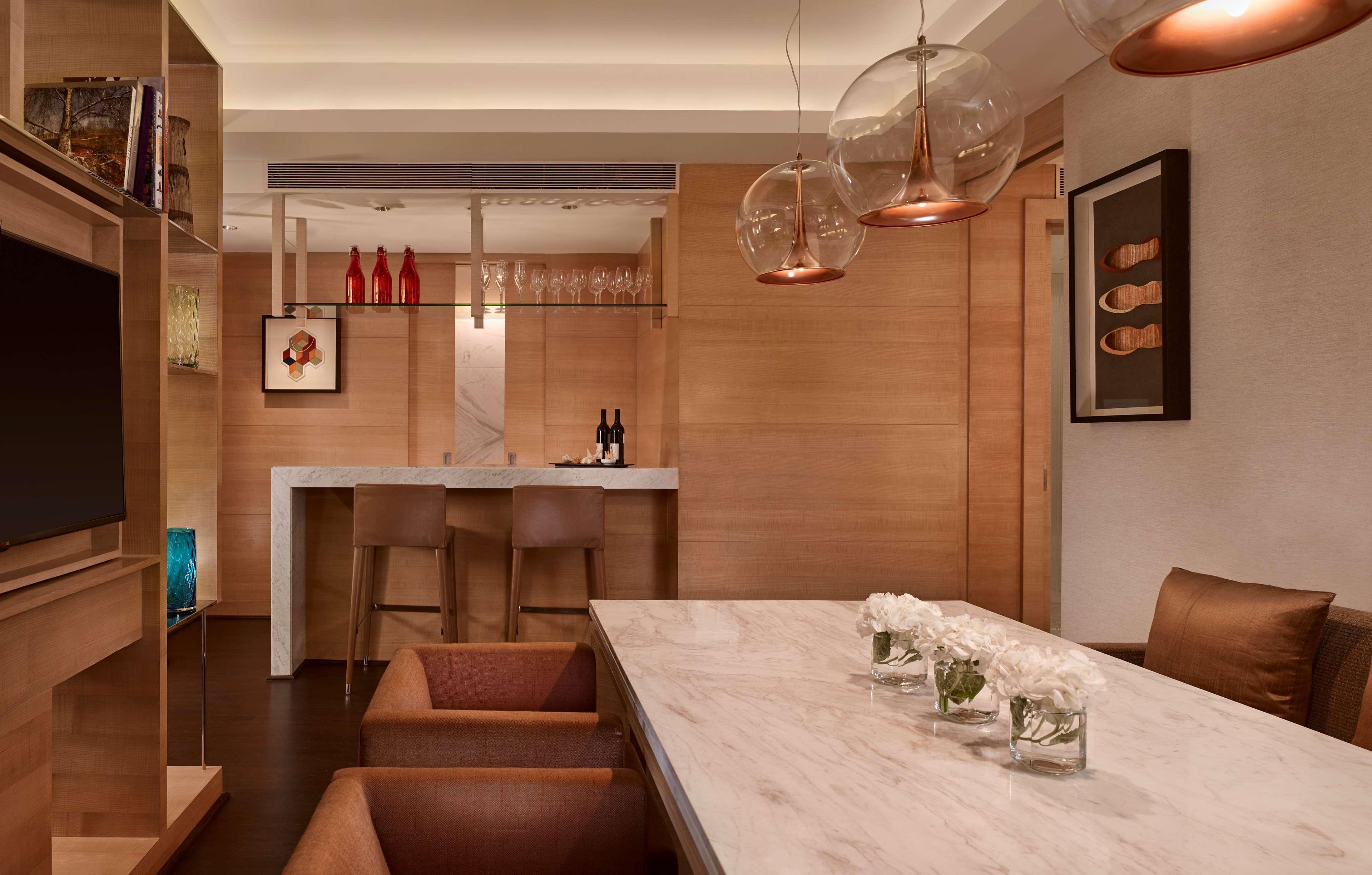 Hyatt Regency Chandīgarh エクステリア 写真 The interior of a suite at the Mandarin Oriental, Munich